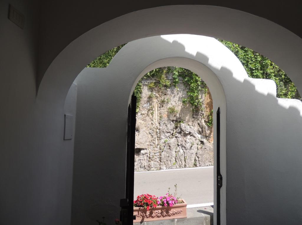 La Tavolozza Residence Positano Exterior foto